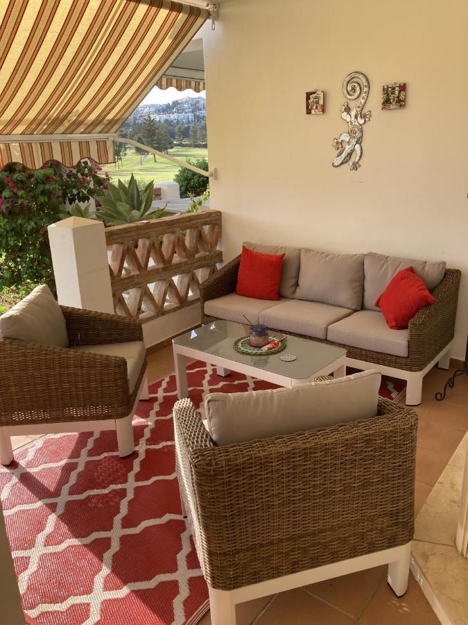Beautiful Apt With Golf & Lake Views Mijas Golf Fuengirola Exteriör bild